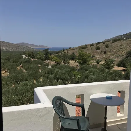 فندق Tholos
